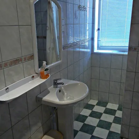 Guest house Kotka Housing-freeparking