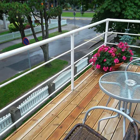 Guest house Kotka Housing-freeparking *