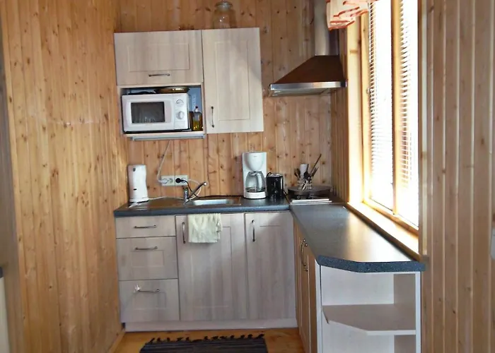 Kotka Housing-freeparking Guest house